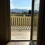 Amberyellowbnb 3* Shkodër