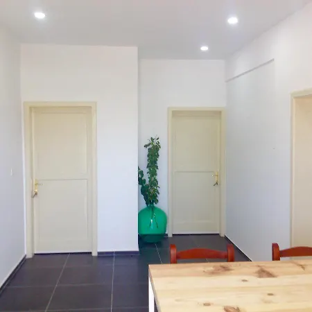 Amberyellowbnb 3*