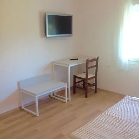 Amberyellowbnb Bed & Breakfast