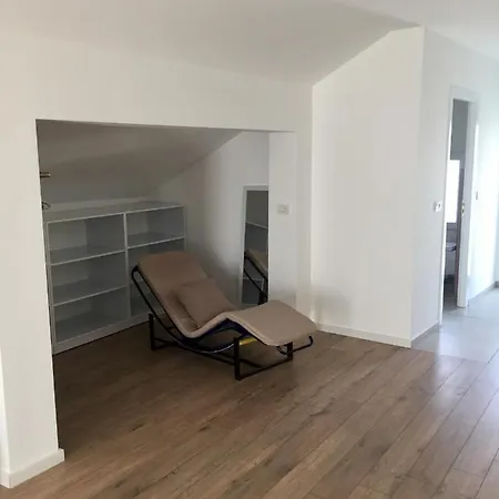 Bed & Breakfast Amberyellowbnb 3*
