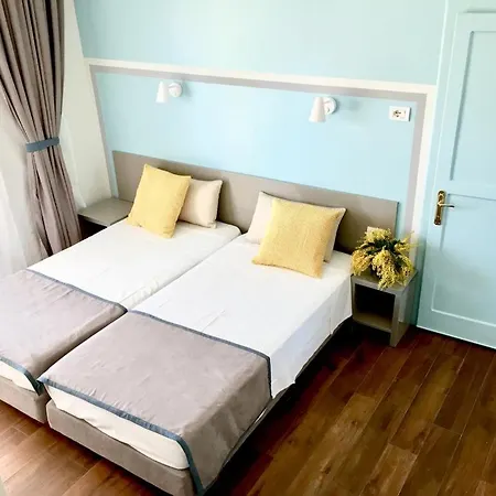 Bed & Breakfast Amberyellowbnb Shkodër