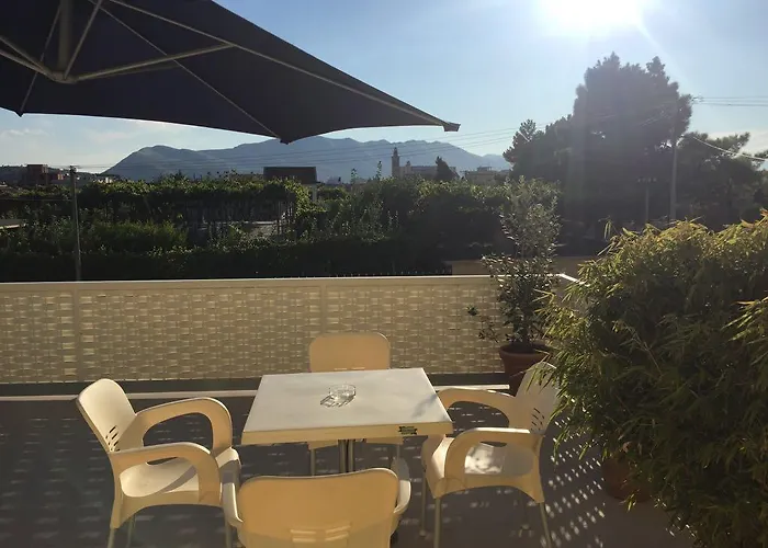 B&B Amberyellowbnb Shkodër